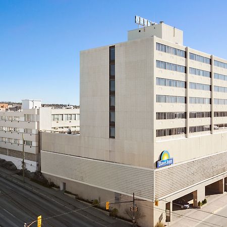 The Senator Hotel & Conference Center Тіммінс Екстер'єр фото